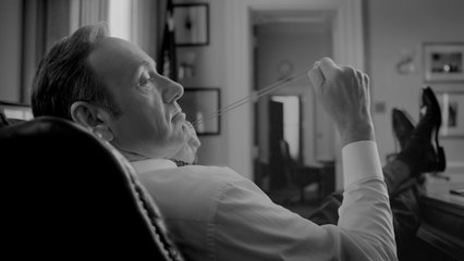 Watch House of Cards // Season 5 Episode 1 ("Chapter 53") Online