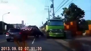 Truck Crash Crazy - Epic Extrewerwer