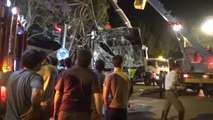 Adana-Freni Boşalan Otobüs, Yüksek Gerilim Hattı Direğine Çarptı
