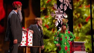 Piff The Magic Dragon - Comedian Makes Christmas