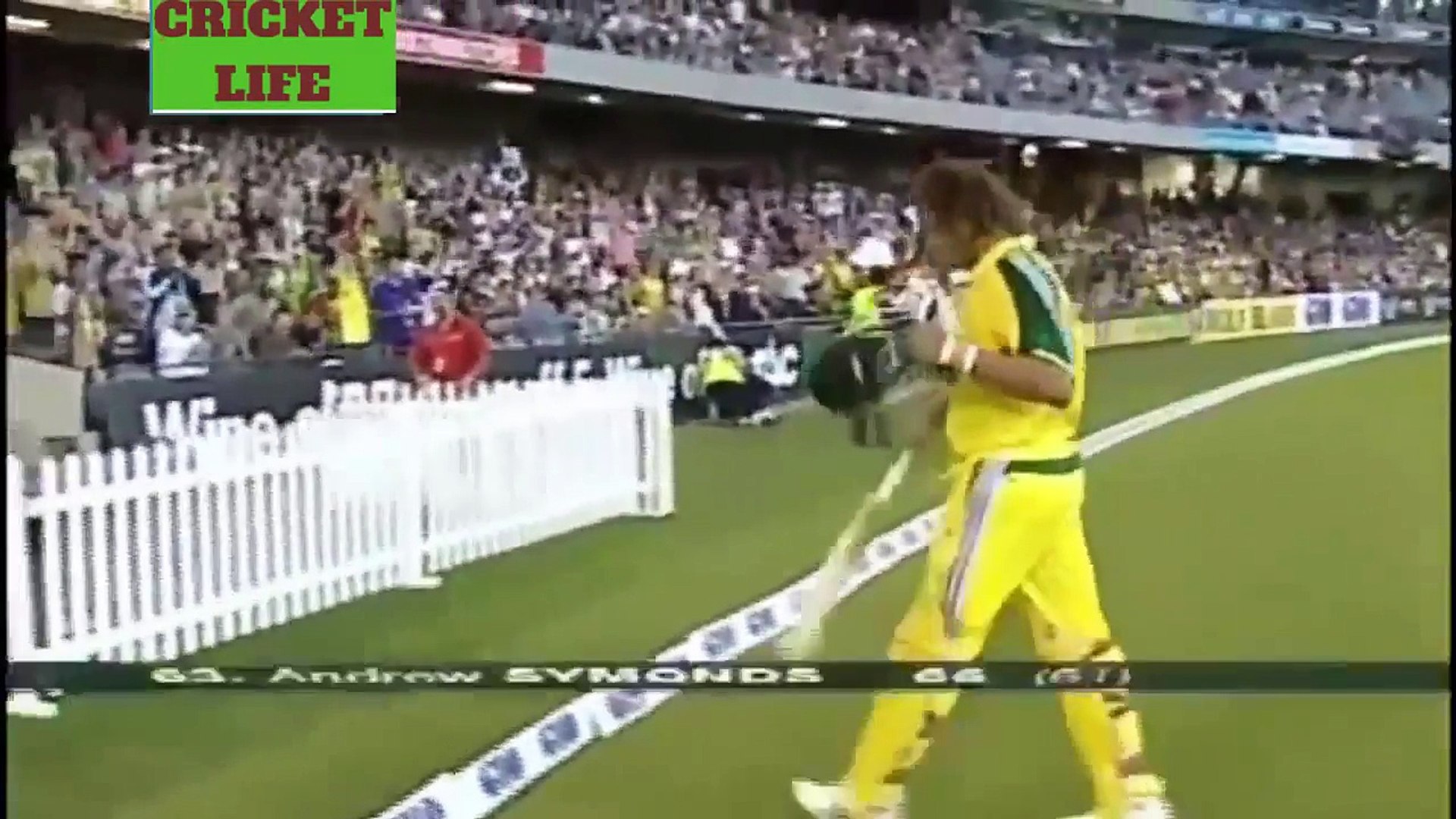 ⁣weird dismissals in cricket History ★Ugly Dismissals ★Unlucky Batsman