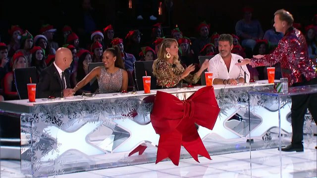 The Professional Regurgitator - Decorating an Xmas Tree in a Strange Way - America's Got Ta