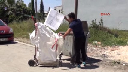 Kağıt Toplarken Salona Girdi, Dünya Şampiyonu Oldu