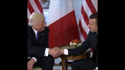 Les poignées de main 'féroces' entre Trump et Macron ont emballé la pressé américaine