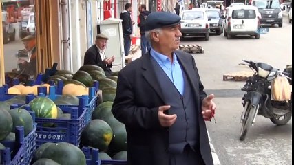 Bu İlçenin Sakinleri Her Hafta Aynı Anda Dua Ediyor