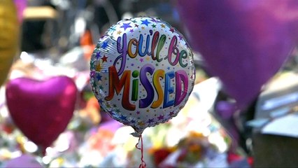 UK holds minute of silence for Manchester attack victims