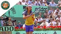 Gustavo Kuerten v Sergi Bruguera Highlights - Men's Final I Roland-Garros 1997