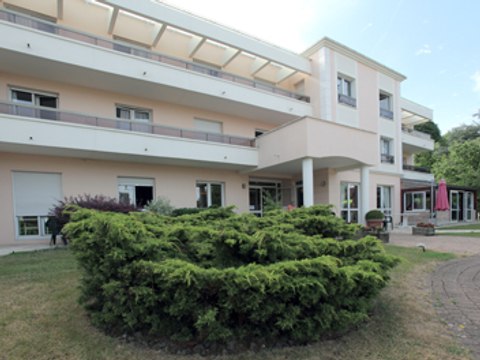 Résidence Rachel, maison de retraite à St-Leu-la-Forêt.