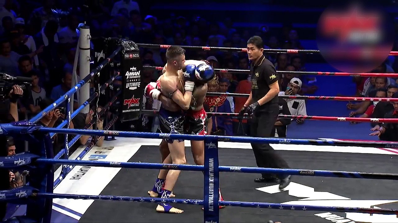 Le premier double KO de l'histoire en pendant un combat de Muay-Thaï !