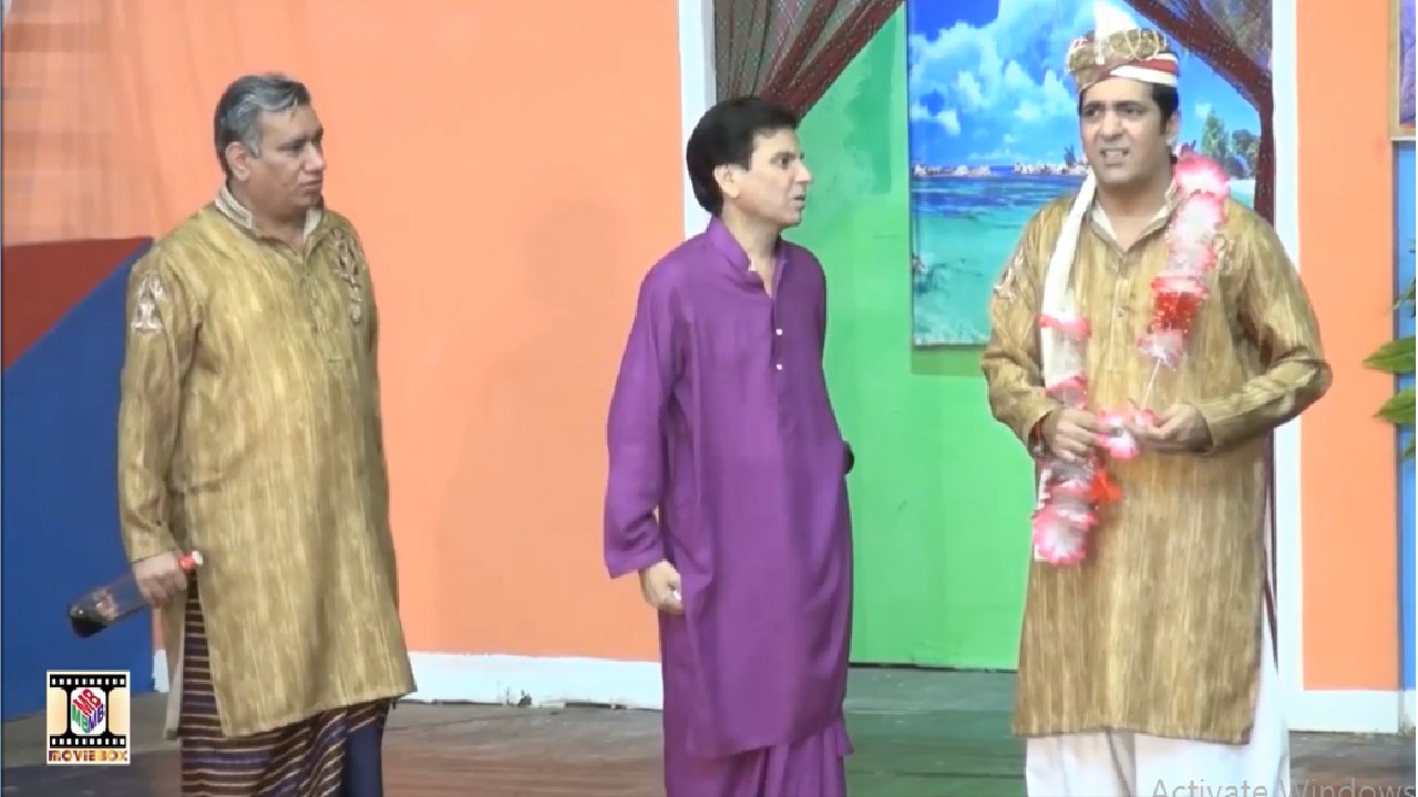 Zafri, Nasir and Teddy Rocking Performance in Stage Drama