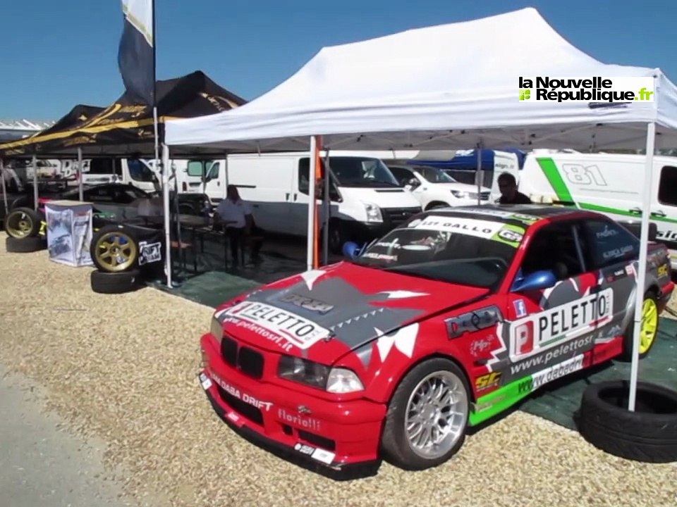 Tours : des pilotes de drift tout en contrôle