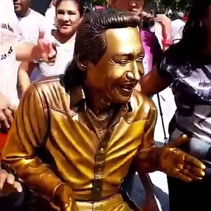 Así quedo el monumento de Diomedes Díaz en valledupar 26 de mayo - La Banca Del Cacique