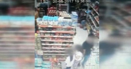 İzmir'de İğrenç Olay! Çocuk İstismarcısı Güvenlik Kamerasına Yakalandı