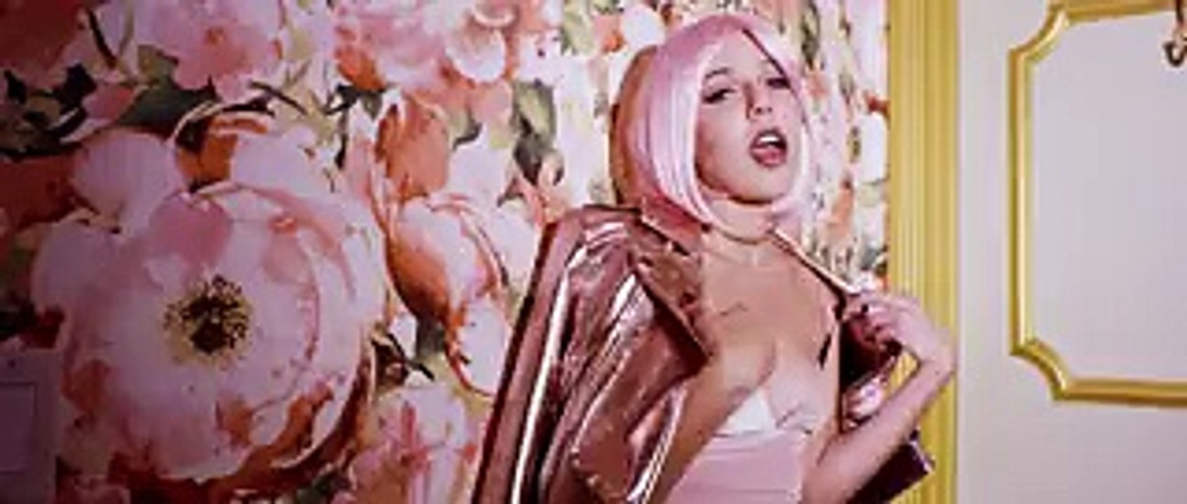 Emily Vaughn - MOOD