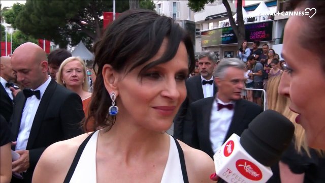 Juliette Binoche C'est important d’honorer Christopher Doyle - Festival de Cannes 2017