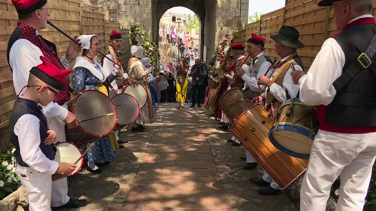 Cannes: déjeuner traditionnel cannois pour le jury du festival