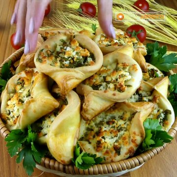 Лодочки с сыром фета! Быстрый и вкусный рецепт/Boats with feta cheese! Quick and delicious recipe