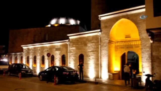 Anadolu'nun İlk Camisinde Teravih Namazı Kılındı