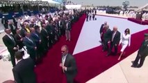 Melania Trump Refuses To Hold Donald Trump's Hand In Israel