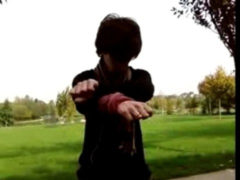 Owen dansant la tecktonik