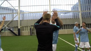 Soccer Trick Shots _ Dude Perfect-L4aBqvbP_MM(000025.793-000117.379)