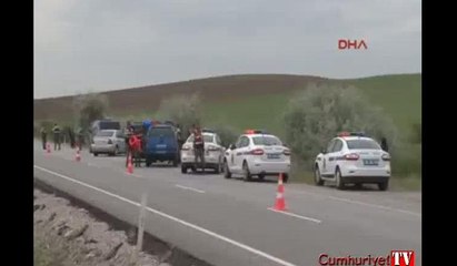 Ankara'da yolcu otobüsü kaza yaptı  8 ölü, 11'i ağır 32 yaralı