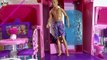 Jouets cousin gâté Barbie maison de rêve Barbie vient des vidéos de yacht