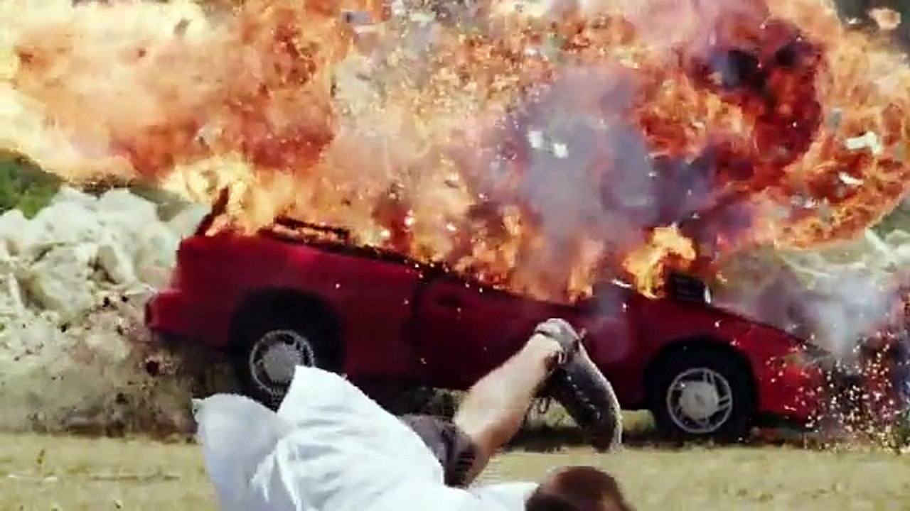 ARABA PATLATMA !!! | YAVAŞ ÇEKİMDE !!!