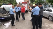 Park Halindeki Polis Aracı Yanarak Küle Döndü