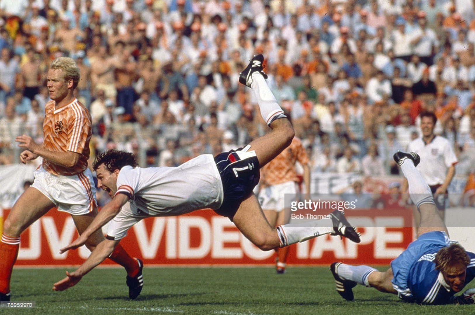 Bryan Robson vs Netherlands 1988 Euros (All touches & actions)