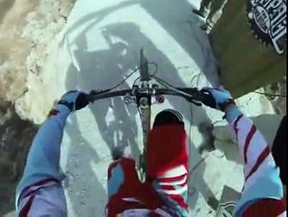 Bache Aur Kamzor Dil Wale Hazrat Na Dekhen