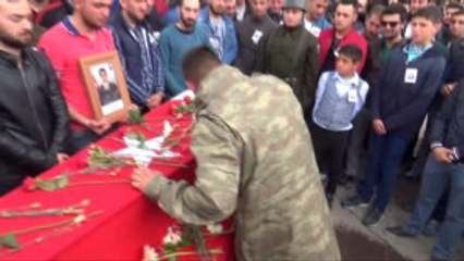 Şehit Gökhan Peker Son Yolculuğuna Uğurlandı