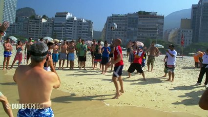 World Cup Edition _ Dude Perfect-P-EzMyJKALA(000214.791-000259.525)