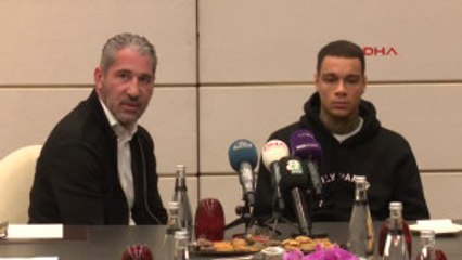 Fenerbahçeli Van Der Wiel Basın Toplantısı Düzenledi - 2