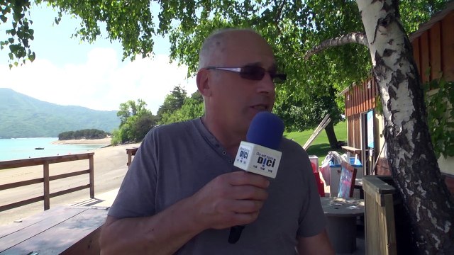 Hautes-Alpes : Chaleur et baignade au lac de Serre-ponçon pour ce week-end de l'Ascension