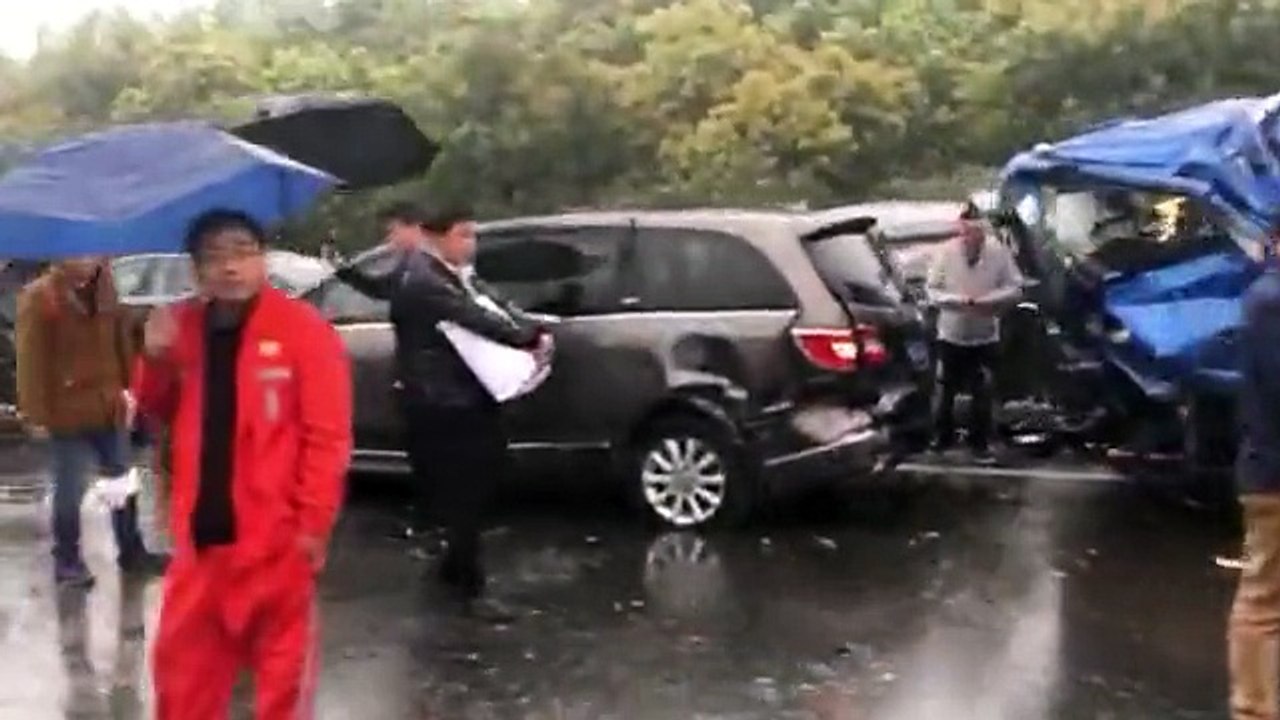 Road accident in China 200 car distroy
