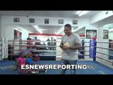 Impressive! 7-year-old Does Pushing Like ROCKY With One Hand! EsNews Boxing