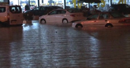 Başkent Ankara'da Sağanak Yağış Hayatı Olumsuz Etkiledi
