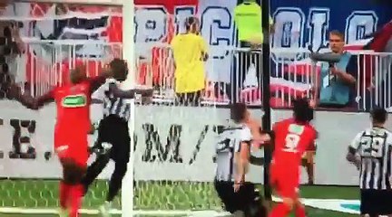 Le PSG inscrit le but de la victoire dans les dernière secondes !