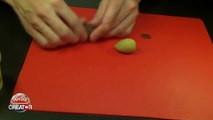 Playdoh Nut from ICE AGE movie - Playdoudeling tutorial