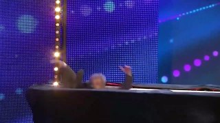 Is That Safe! Comedy TRAMPOLINER Has Judges in Stitches! _ Got Talent Global-ER5JQwhdm