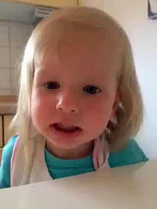 Mädchen sagt Fotze