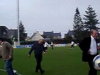 Ploermel-Ancienne gloire GDY : Le plat du pied