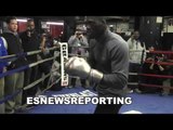 Deontay Wilder Shows On Mitts WHY He Gets So Many KOs EsNews Boxing