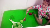 Slime Baff Bath  & Learn The Color Green _ SISreviews Plays In A Green Slime Baff GROSS!