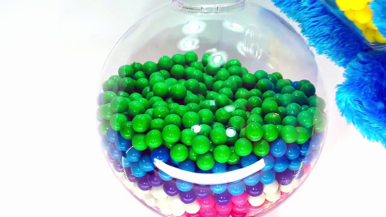 Learning Videos for Kids - Cookie Monster Teaches Toddlers Colors Gumballs Machine! 4K Movie!