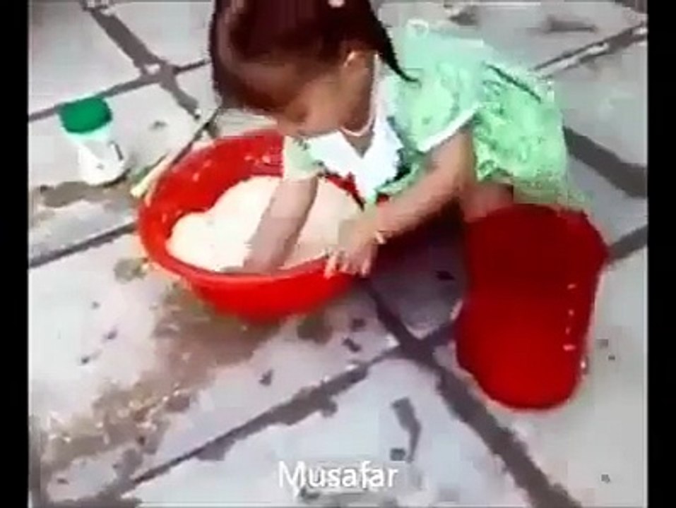 Cute baby and funny baby videos Clip 2