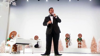 Heidi Klum Sings 'Santa Baby' With Sal Valentinetti - America's Got Ta