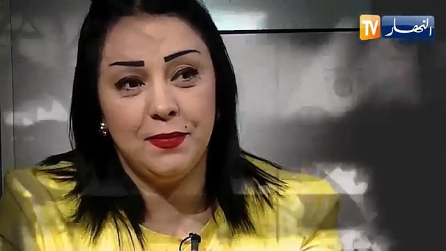 كاميرا كاشي اعرف نجمك الشابة دليلة تفقد أعصابها وتتحول الى مصارعة