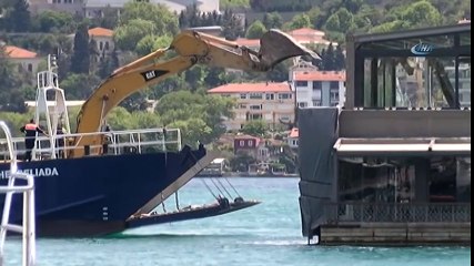 Eski Başkan Galatasaray Adası'nın Yıkım Çalışmalarını Yakından İzledi